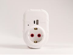ufo yeni nesil tekli akım korumalı fiş priz beyaz usb ve type-c  li 3000watt
